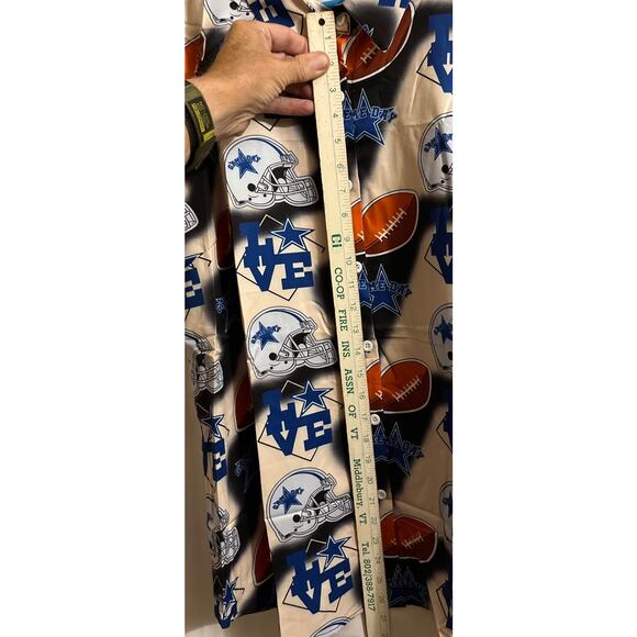 Game Day Football Novelty Team Hawaiian Button Down Shirt Unisex Adults 2XL - Picture 6 of 7